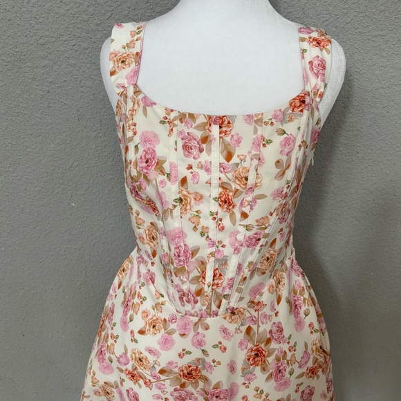 Corset Floral Print Dress - Picture 2 of 7